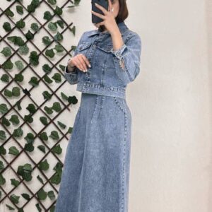 اور ست کت و دامن لاکچری