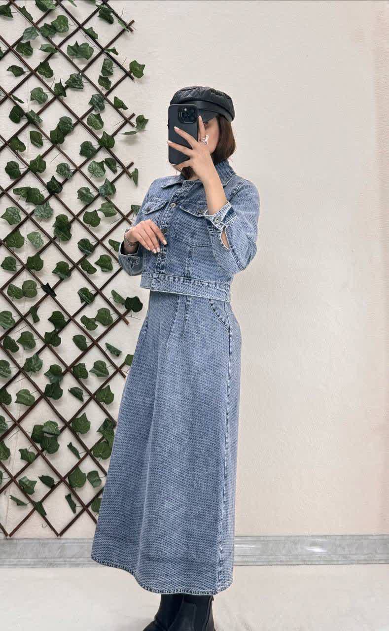 اور ست کت و دامن لاکچری